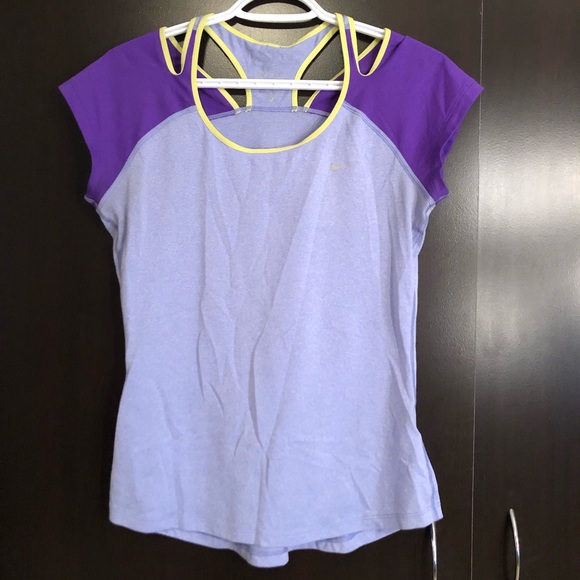 Nike Top - Picture 1 of 4